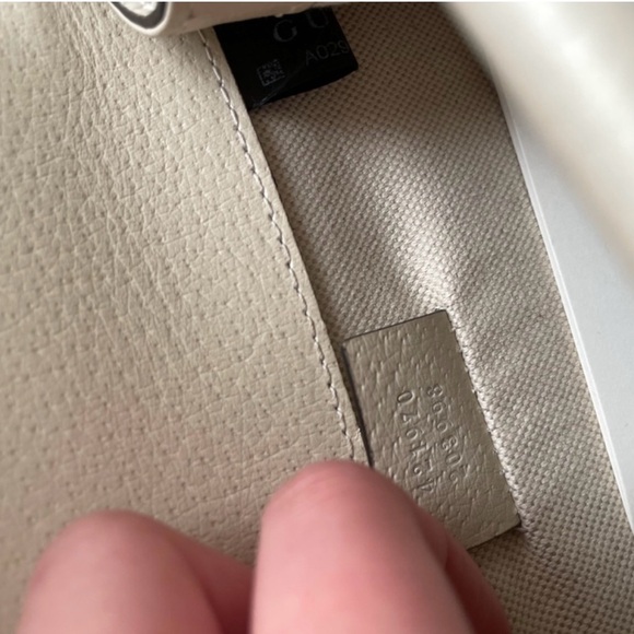 Gucci Mini Dionysus in White - Picture 5 of 11